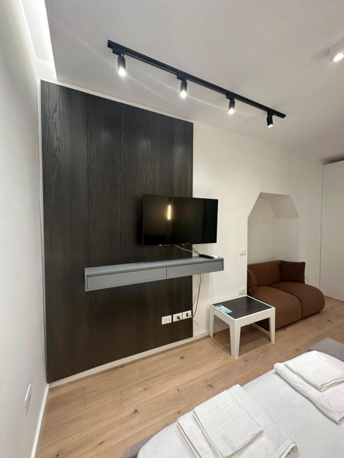 Center Apartment Tirana Eksteriør billede