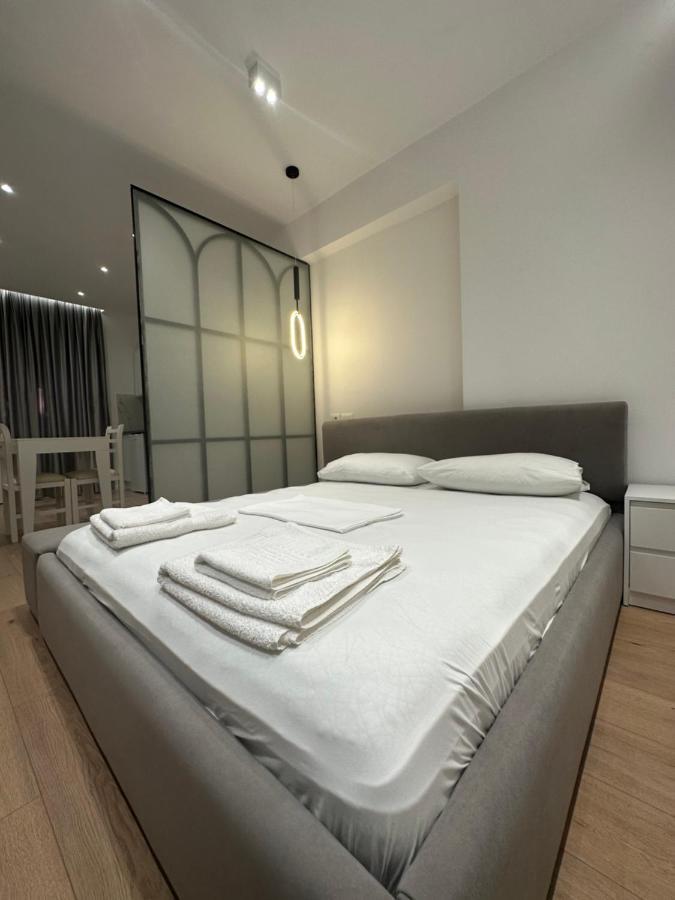 Center Apartment Tirana Eksteriør billede